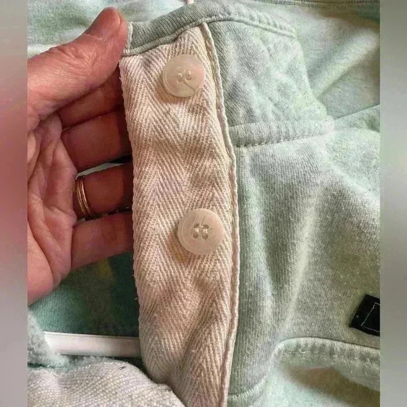 State of Mine - Indiana Mint Green Women’s L Pullover Sweatshirt - Picture 6 of 8